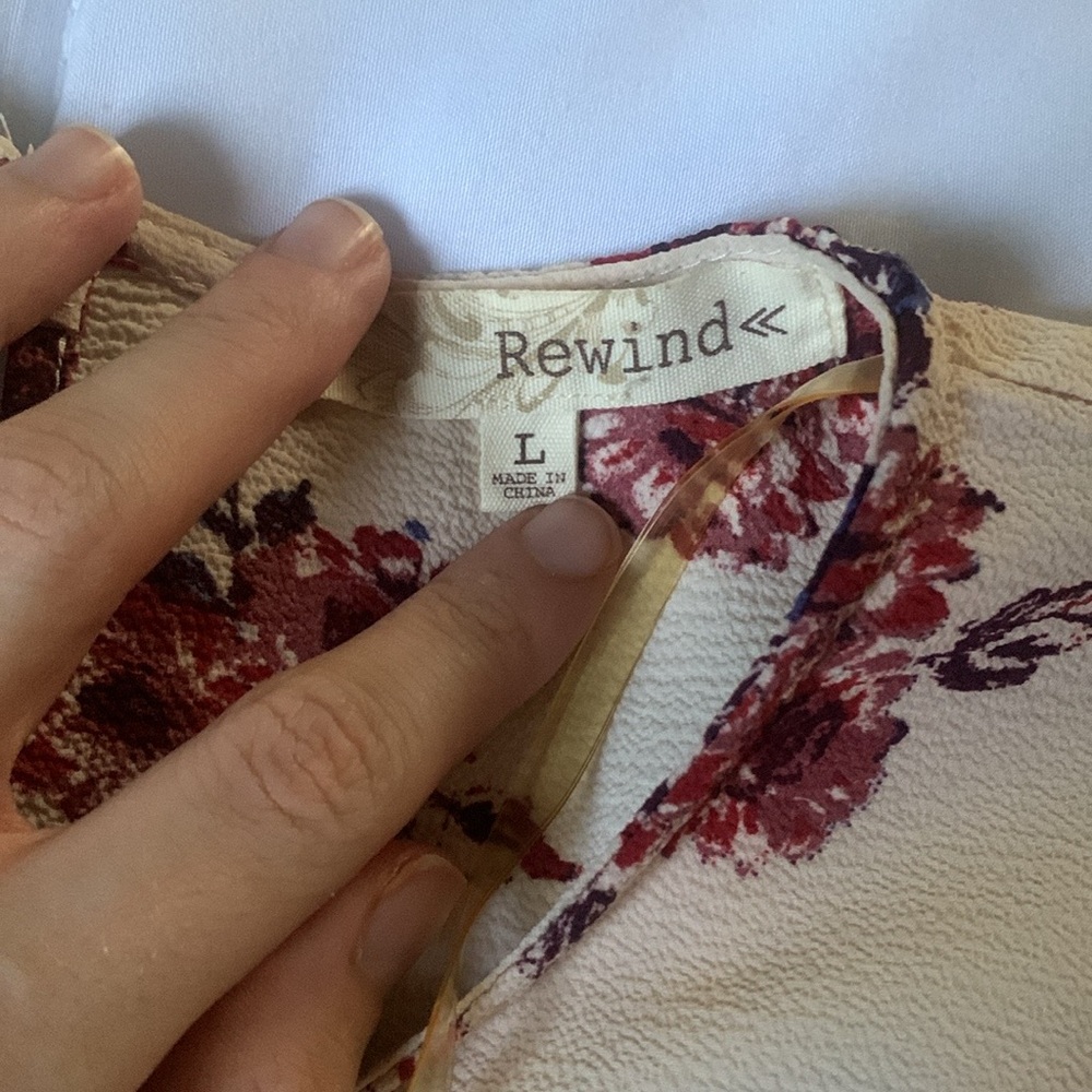 Blouse - Picture 2 of 5